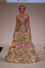 Model showcasing Isla Modas designer collection in Grand Finale at Dubai Fashion Week on April 11th 2008 (25).JPG