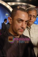 Aamir Khan at CNN IBN Real Heroes Awards in Hilton Towers on April 14th 2008 (6).jpg