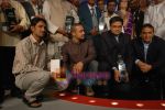 Aamir Khan, Sunil Gavaskar at CNN IBN Real Heroes Awards in Hilton Towers on April 14th 2008 (38).jpg