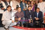 Aamir Khan, Sunil Gavaskar at CNN IBN Real Heroes Awards in Hilton Towers on April 14th 2008 (4).jpg