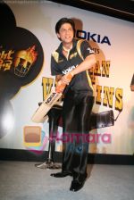 Shahrukh Khan at music launch of Nokia 2 Hot 2 Cool for Kolkata Knight Riders in Taj Land;s End on April 16th 2008 (17).jpg