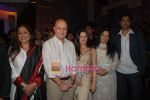 Kiron Kher, Anupam Kher, Mahima Chaudhry  with Hubby at Hope Little Sugar premiere in  Cinemax on April 17th 2008 (59).jpg
