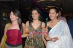 Shilpa Shukla, Shubhi Mehta, Chon Chon at Hope Little Sugar premiere in  Cinemax on April 17th 2008 (6).jpg