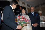 Amitabh Bachchan, Shobha De at the launch of Shobha De_s book Super Star India in Taj Hotel on April 29th 2008(8).JPG