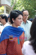 Priya Dutt at Renaming Ceremony of Carter Road as Naushad Ali Marg in  Bandra,Mumbai on May 5th 2008(2).JPG
