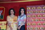 Soha Ali Khan and Sharmila Tagore at Brooke Bond celebration for 100 crore consumers in Trident on May 21st 2008(19).JPG