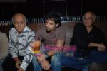 Mukesh Bhatt, Emraan Hashmi, Mahesh Bhatt at Jannat success bash in Magic on May 21st 2008(3).JPG