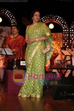 Hema Malini at Tagore_s birth anniversary concert in Nehru Centre on May 24th 2008 (2).JPG