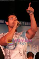 John Abraham at Aashayein event in Bandra on May 30th 2008(18).JPG