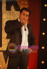 Salman Khan at the Dus Ka Dum launch in Taj land_s End on June 2nd 2008(16).JPG