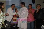 Madhur Bhandarkar, Amitabh Bachchan at the National Award Winner Madhur Bhandarkar Felicitation Party Hosted By Ashish Shelar at Club 9 on June 21st 2008(17).JPG