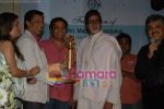 Madhur Bhandarkar, Amitabh Bachchan at the National Award Winner Madhur Bhandarkar Felicitation Party Hosted By Ashish Shelar at Club 9 on June 21st 2008(22).JPG