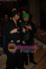 Mika Singh, Daler Mehndi at the music launch of Singh is King in Enigma on June 26th 2008(5).JPG