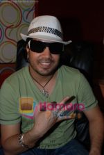 Mika Singh at the recording of Mansi Scott_s debut album with Mika Singh at MEET Brothers recording studio on 27th June 2008 (5).JPG
