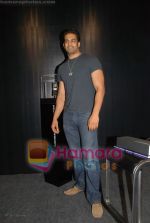 Upen Patel at the launch of Porsche first mobile phone in Kemps Corner on June 27th 2008(4).JPG