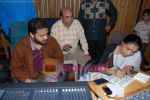 Asha Bhosle records with Priyanka Chorpra_s dad Ashock Chopra in Mhada on July 3rd 2008(10).JPG