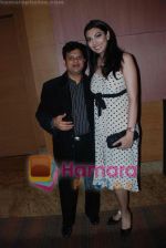 Viren Shah with Yukta Mookhey at CMAI  Apex Awards on 10th July 2008 (2).jpg