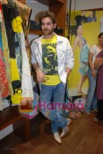Neil Nitin Mukesh at the launch of Pure connections store of Payal Kothari and Nirav Shah in Pedder Road on 15th July 2008(8).JPG