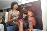 Vidya Malvade_s makeover done for film with Tigmanshu Dhulia by Loreal in Kromakay Saloon on 17th July 2008(13).JPG