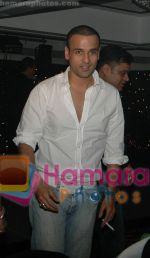 Rohit Roy at Vikas Kanoi Bash on 24th July 2008 (3).jpg