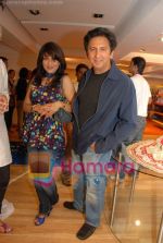 Arti & Kailash Surendranath at AZA introduces Rocky S Couture Line in AZA flagship store, Altamount Road on 25th July 2008.jpg