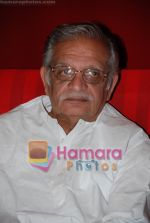 Gulzar at Selective poems book launch by Gulzar in ITC Grand Maratha on July 26th 2008(3).JPG