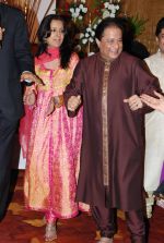 Anup Jalota with Family at Anup Jalota_s Birthday Bash in Sunville,Worli on July 29th 2008.JPG