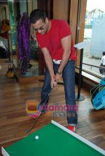 Rohit Roy at the PUMA Golf Open in Hard Rock Caf�, Mumbai on August 17th 2008.JPG