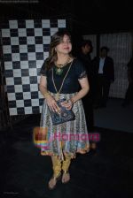 Alka Yagnik at Gorgeous Skin Care launch party in Magic, Worli on August 22nd 2008 (3).JPG