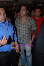 Salman Khan at the launch of Beyond Luxary store in Mahalaxmi on August 26th 2008 (10).JPG