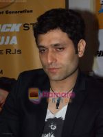 Shiney Ahuja at Radio One 94.3 FM  Event in Oberoi Mall on 30th August 2008 (19).JPG