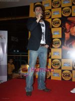 Shiney Ahuja at Radio One 94.3 FM  Event in Oberoi Mall on 30th August 2008 (4).JPG