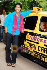Shreyas Talpade at the promotional shoot of movie Welcome to Sajjanpur in Mehboob on  1st September 2008 (5).JPG