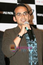 Krishna DK at the press conference of the movie 99 at Shatranj, Mumbai on 1st September 2008 (20).jpg