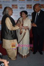 Lata Mangeshkar, Pandit Jasraj at the launch of music exhibition in Prince of Wales Museum on 5th September 2008 (20).JPG