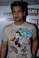 Arjan Bajwa at the premiere of 3 d movies Journey to the centre of earth in Fun Republic on 11th September 2008 (3).JPG