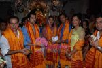 Arjan Bajwa, Priyanka Chopra, Mugdha Godse and Fashion star cast visit Siddhivinayak temple on 11th September 2008 (16).JPG