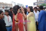 Kangana Ranaut, Priyanka Chopra, Mugdha Godse and Fashion star cast visit Siddhivinayak temple on 11th September 2008 (2).JPG
