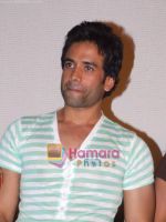 Tusshar Kapoor at the Unveiling of Golmaal Returns in Cinemax, Versova on 13th September 2008 (22).JPG