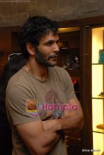 Milind Soman at the Showcase of Gaurav Gupta_s Collection for Chamomile in Khar Store on 12th September 2008 (2).JPG