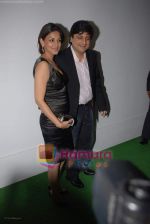Sonali Bendre, Goldie Behl at the poison Relaunch Bash on 16th October 2008 (9).JPG