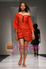 Model walk the ramp for Raghavendra Rathore show at Delhi Fashion Week in Emporio, Delhi (6).JPG