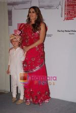 Elizabeth Hurley at an event to create Breast Cancer awareness in Taj Hotel on 23rd October 2008 (30).JPG