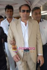 Dharmendra at the Launch of Hot Yoga by Bikram Chaoudhary in BJN on 27th October 2008 (19).JPG