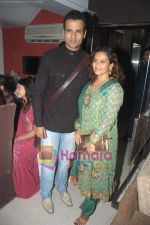 Rohit Roy, Manasi Joshi, Harry Anand at Harry Anand_s Diwali bash in Lokhandwala on 27th October 2008 (33).JPG