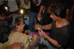 Shahrukh Khans birthday at Mannat celebrated by media on 2nd November 2008 (65).JPG