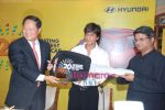 Shahrukh Khan at Hyundai Car event to celebrate sale of 20 lakh cars in Taj Land_s End on 13th November 2008 (33).JPG