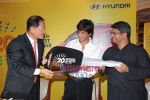 Shahrukh Khan at Hyundai Car event to celebrate sale of 20 lakh cars in Taj Land_s End on 13th November 2008 (34).JPG