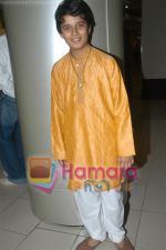 Avinash Mukherjee at IBN7 Balika Vadhu Children_s day Special in Inorbit Mall on 14th November 2008 (6).JPG