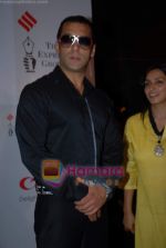 Salman Khan at Ramnath Goenka Indian Express photo award in Express Towers on 14th November 2008 (14).JPG